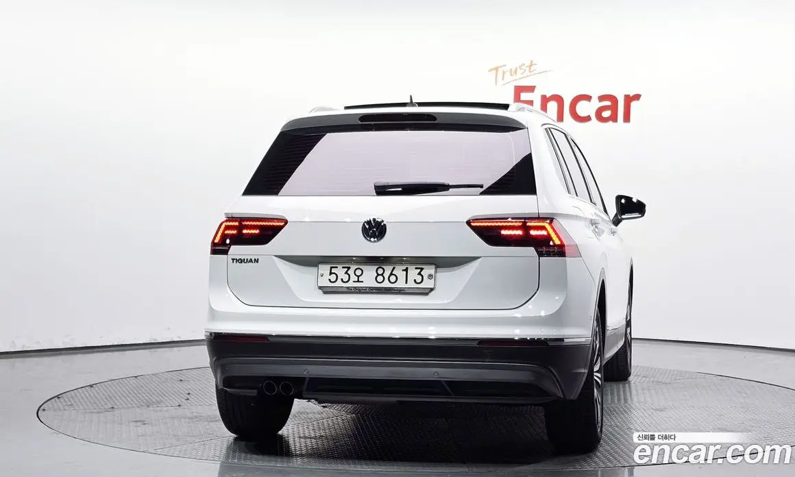 Volkswagen Tiguan 2018 2.0 автомат (гидро), фото 3