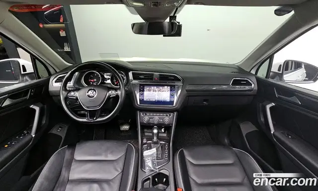 Volkswagen Tiguan 2018 2.0 автомат (гидро), миниатюра 6