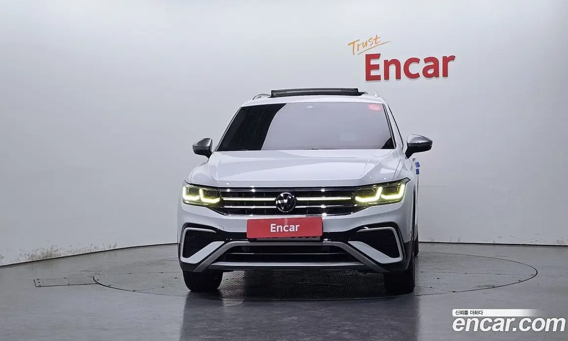 Volkswagen Tiguan 2022 2.0 автомат (гидро), фото 3