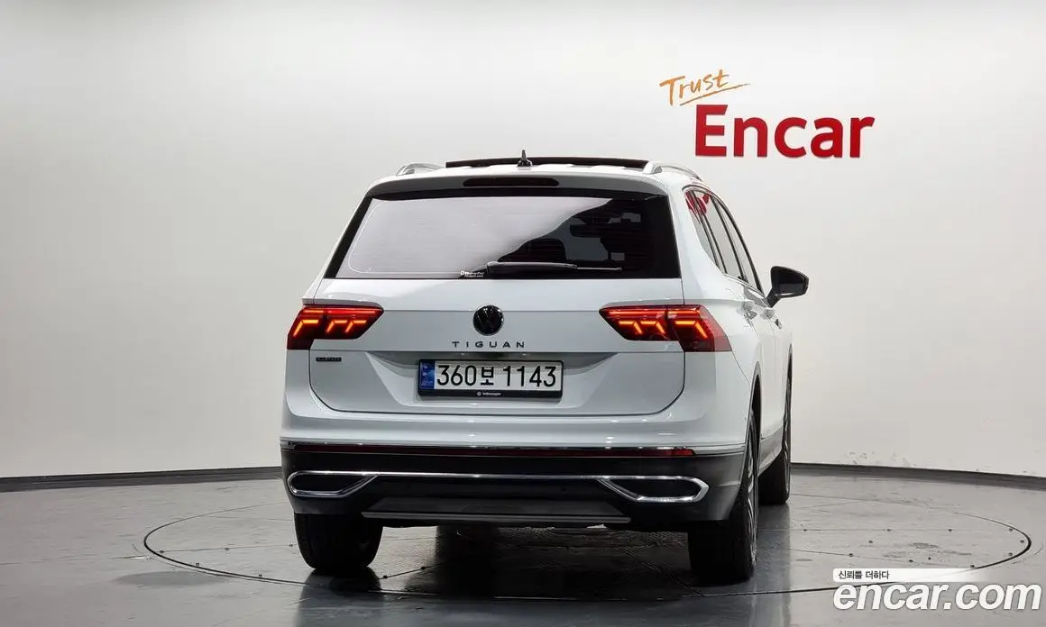 Volkswagen Tiguan 2023 2.0 автомат (гидро), фото 4