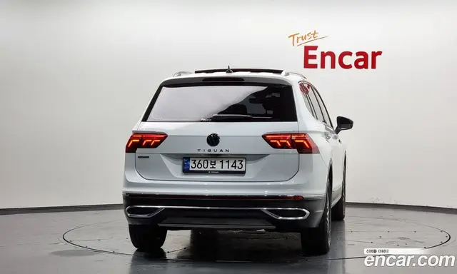 Volkswagen Tiguan 2023 2.0 автомат (гидро), миниатюра 4