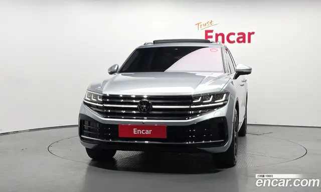 Volkswagen Touareg 2024 3.0 автомат (гидро), миниатюра 3