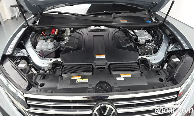 Volkswagen Touareg 2024 3.0 автомат (гидро), миниатюра 6