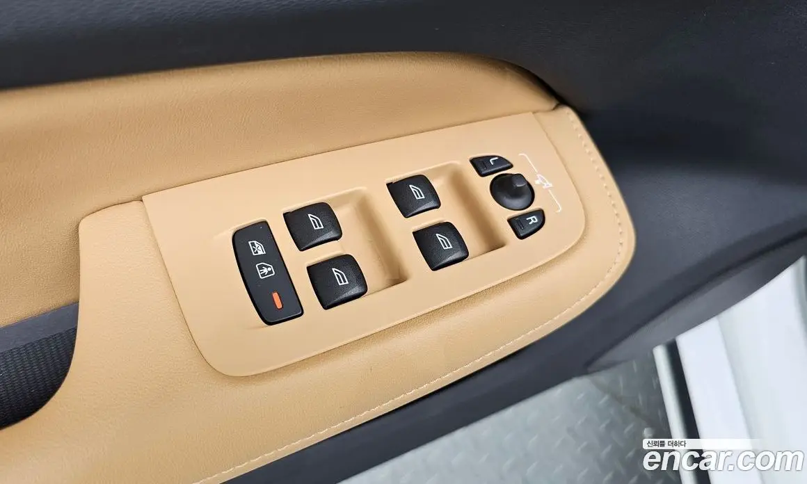 Volvo S60 2023 2.0 автомат (гидро), фото 28