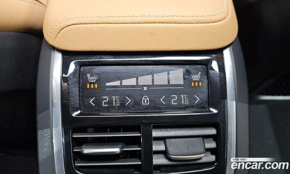 Volvo S60 2023 2.0 автомат (гидро), фото 31