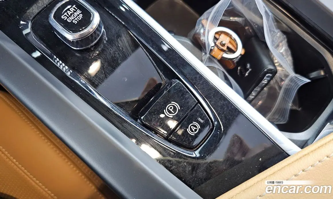Volvo S60 2023 2.0 автомат (гидро), фото 33