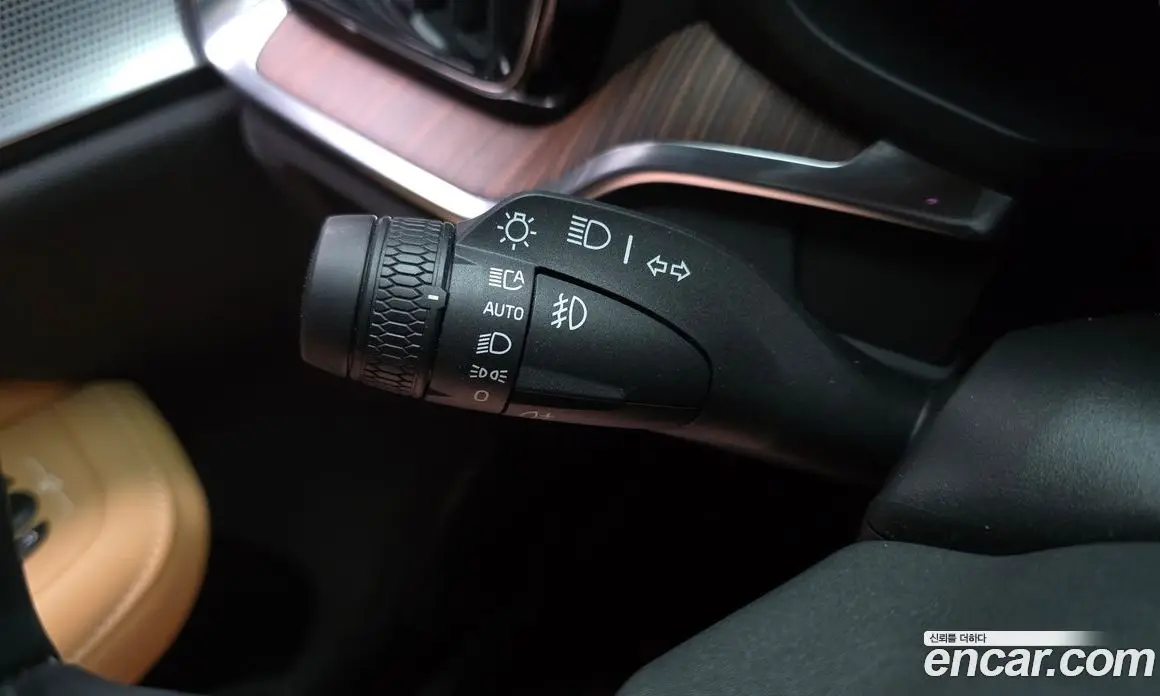 Volvo S60 2024 2.0 автомат (гидро), фото 29