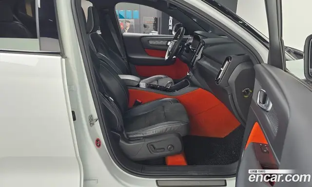 Volvo XC40 2019 2.0 автомат (гидро), миниатюра 11
