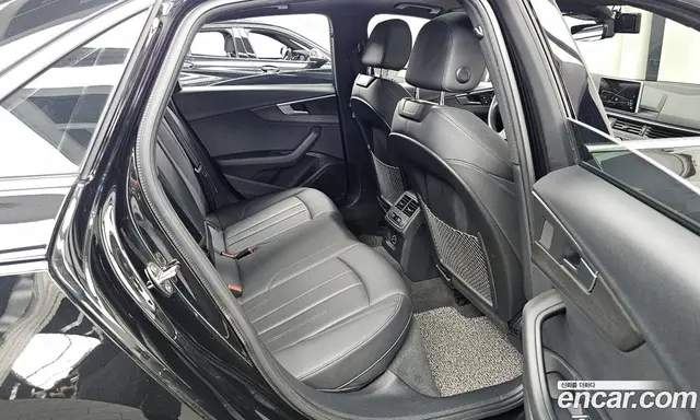 Audi A4 2019 2.0 автомат (гидро), миниатюра 12