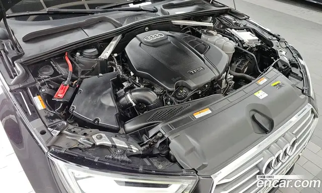 Audi A4 2019 2.0 автомат (гидро), миниатюра 6