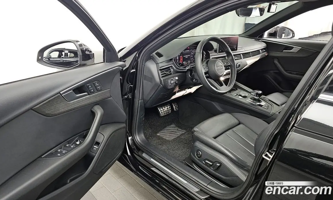 Audi A4 2019 2.0 автомат (гидро), фото 10