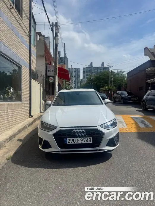 Audi A4 2021 2.0 автомат (гидро), фото 3