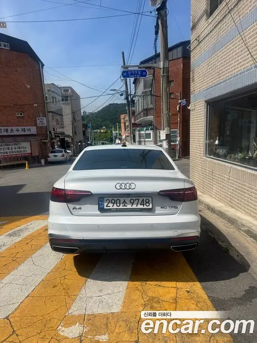 Audi A4 2021 2.0 автомат (гидро), фото 4