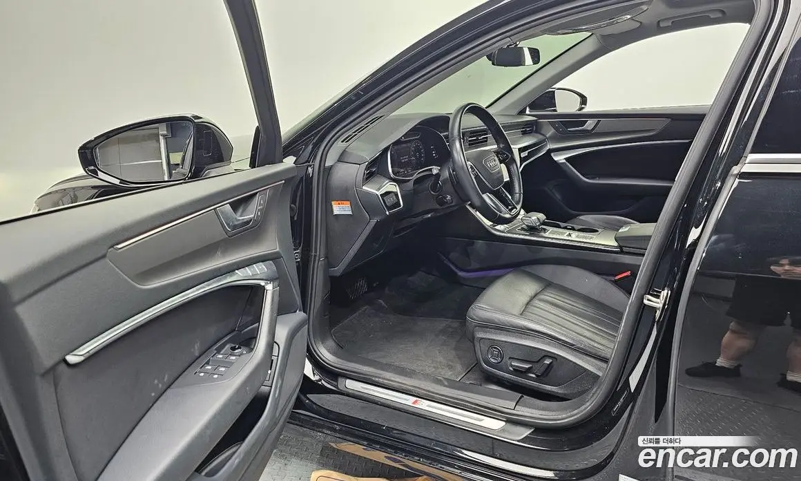 Audi A6 2020 2.0 автомат (гидро), фото 13