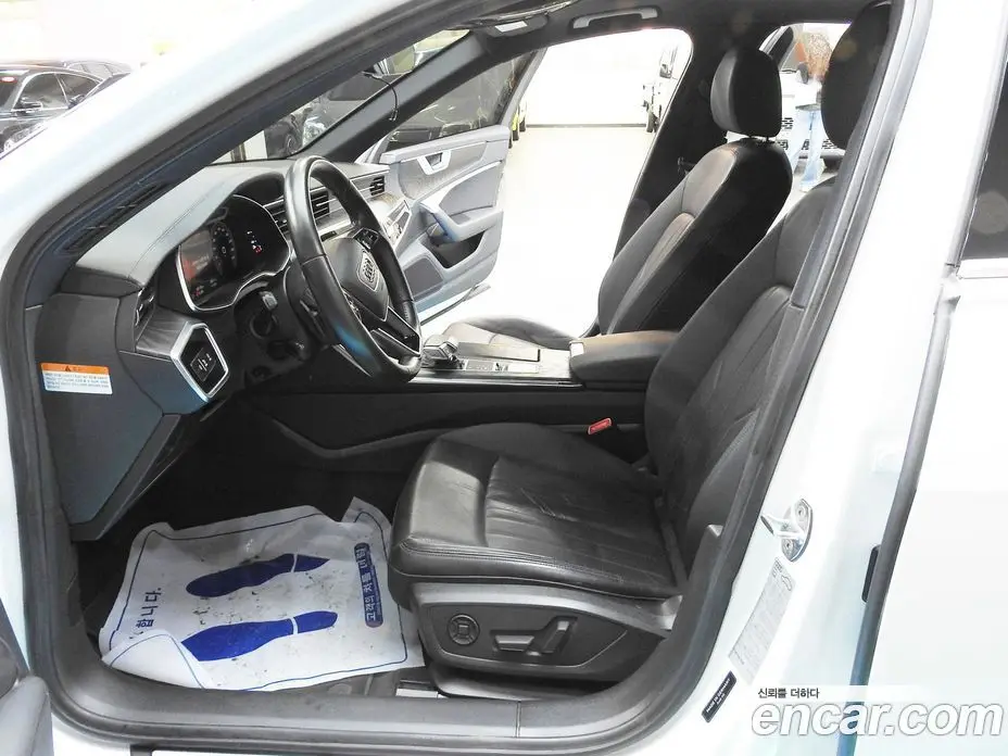 Audi A6 2021 2.0 автомат (гидро), фото 17