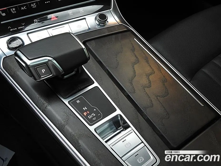 Audi A6 2021 2.0 автомат (гидро), фото 9