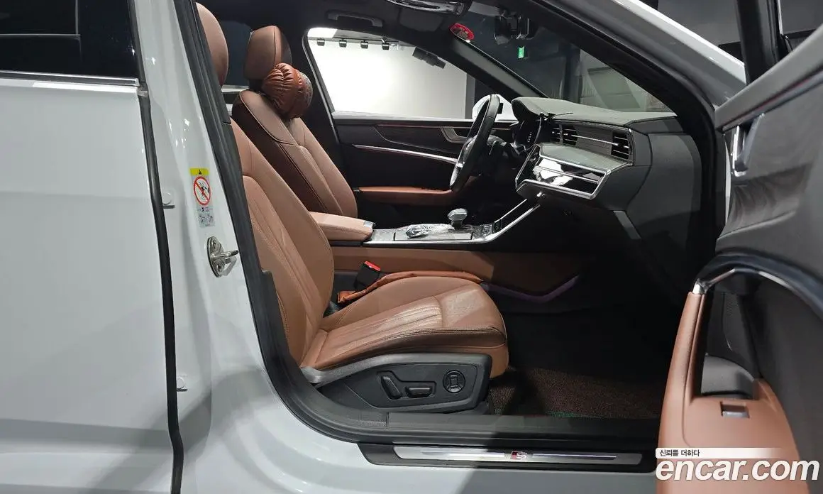 Audi A6 2021 2.0 автомат (гидро), фото 16