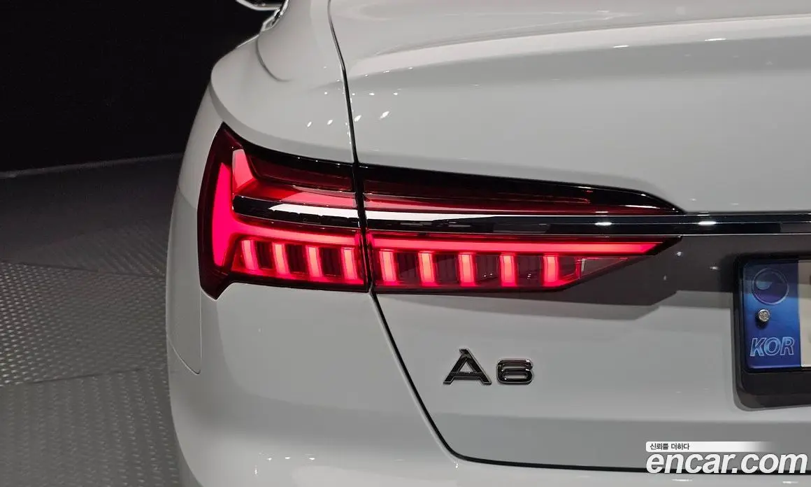 Audi A6 2021 2.0 автомат (гидро), фото 9