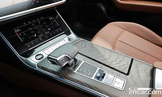 Audi A6 2022 2.0 автомат (гидро), миниатюра 12