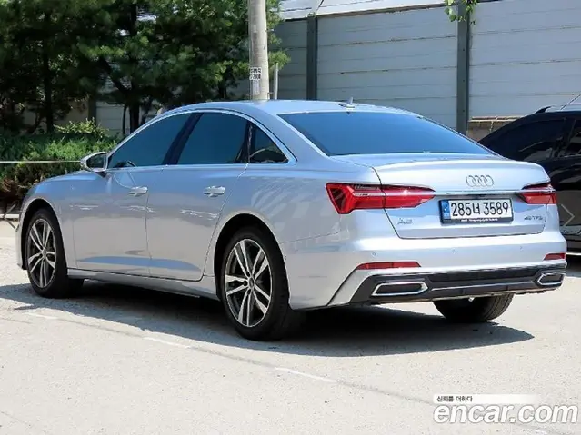Audi A6 2023 2.0 автомат (гидро), миниатюра 3