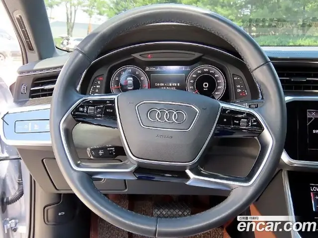 Audi A6 2023 2.0 автомат (гидро), миниатюра 8