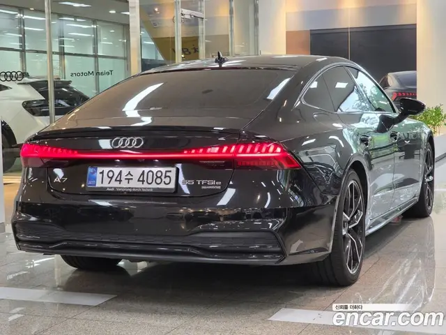 Audi A7 2024 2.0 автомат (гидро), миниатюра 2