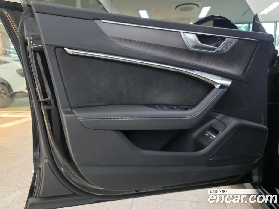 Audi A7 2024 2.0 автомат (гидро), фото 18