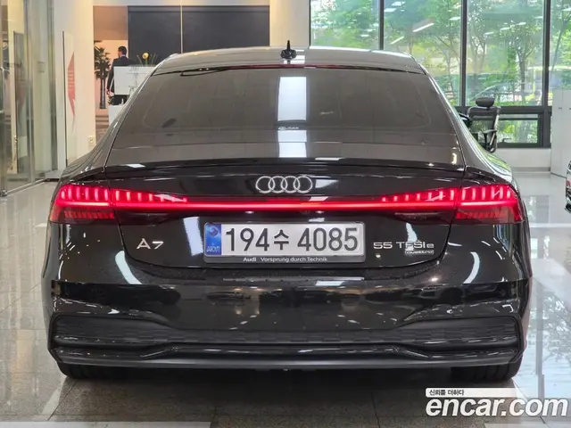 Audi A7 2024 2.0 автомат (гидро), миниатюра 4
