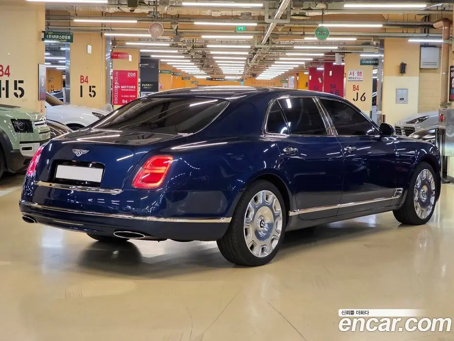 Bentley Mulsanne 2017 6.8 автомат (гидро), фото 3 Bentley Mulsanne 2017 6.8 автомат (гидро), фото 3