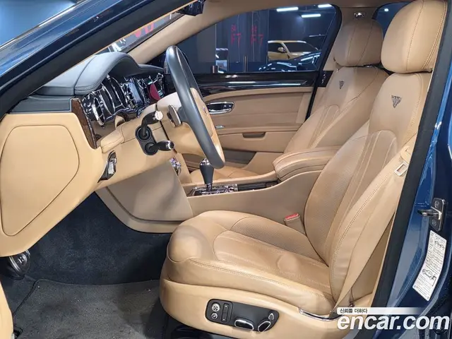 Bentley Mulsanne 2017 6.8 автомат (гидро), миниатюра 8 Bentley Mulsanne 2017 6.8 автомат (гидро), миниатюра 8