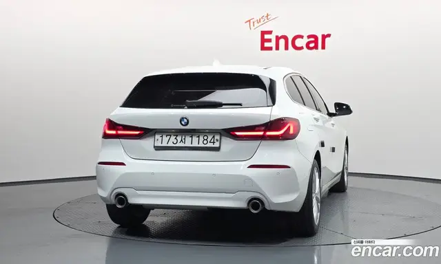 BMW 1 серия 2020 2.0 автомат (гидро), миниатюра 4
