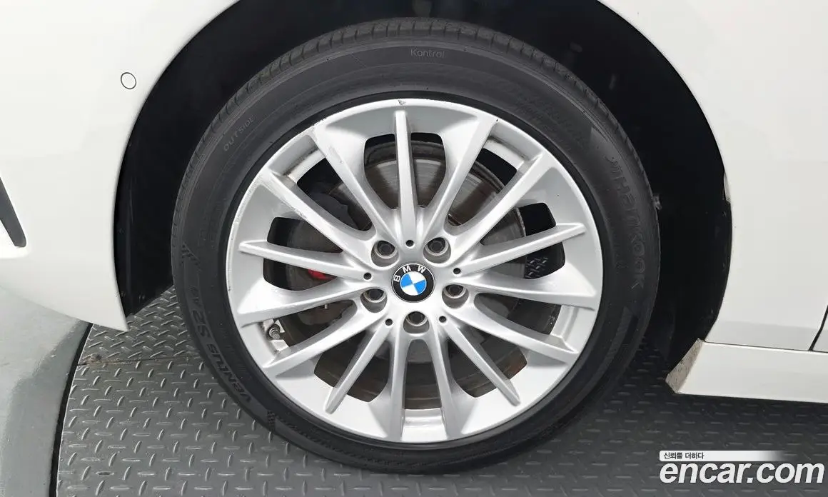 BMW 1 серия 2020 2.0 автомат (гидро), фото 5