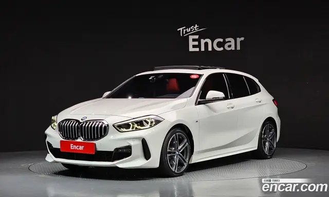 BMW 1 серия, 2021, 65 570 км