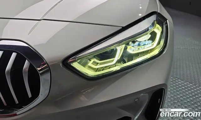 BMW 1 серия 2021 2.0 автомат (гидро), миниатюра 8