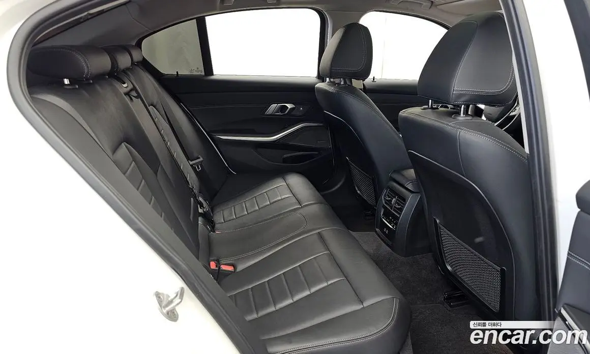 BMW 3 серия 2021 2.0 автомат (гидро), фото 18