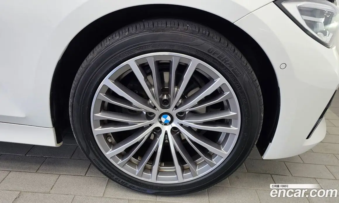 BMW 3 серия 2021 2.0 автомат (гидро), фото 7