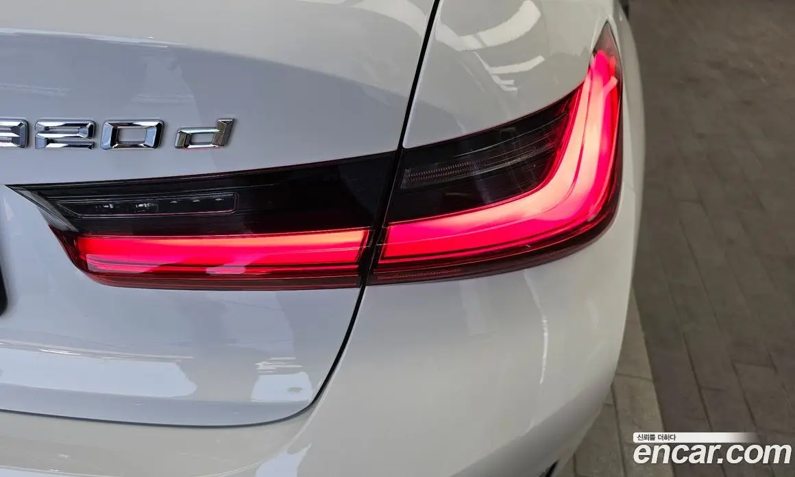 BMW 3 серия 2021 2.0 автомат (гидро), фото 9