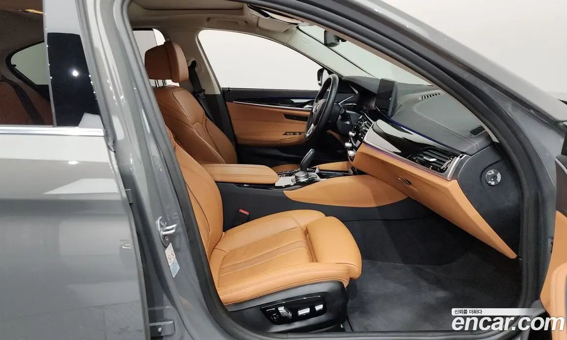 BMW 5 серия 2022 2.0 автомат (гидро), фото 16
