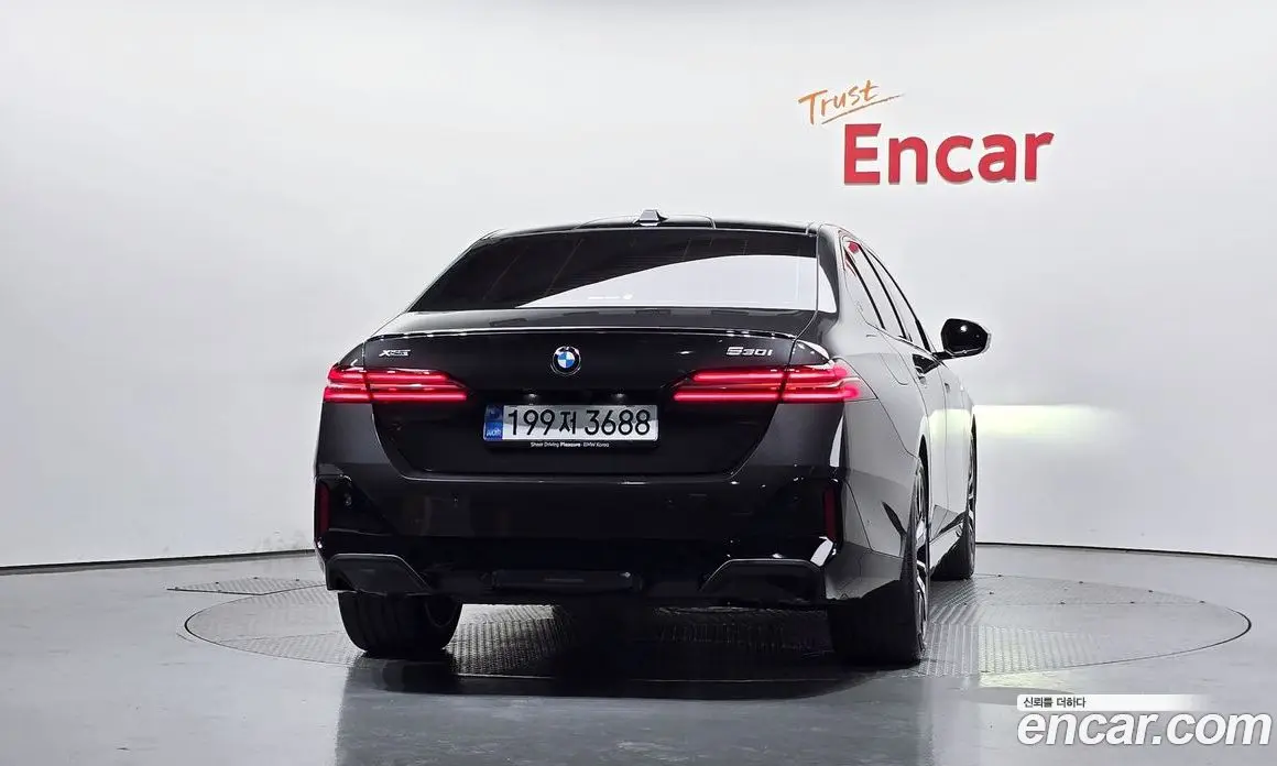 BMW 5 серия 2025 2.0 автомат (гидро), фото 3