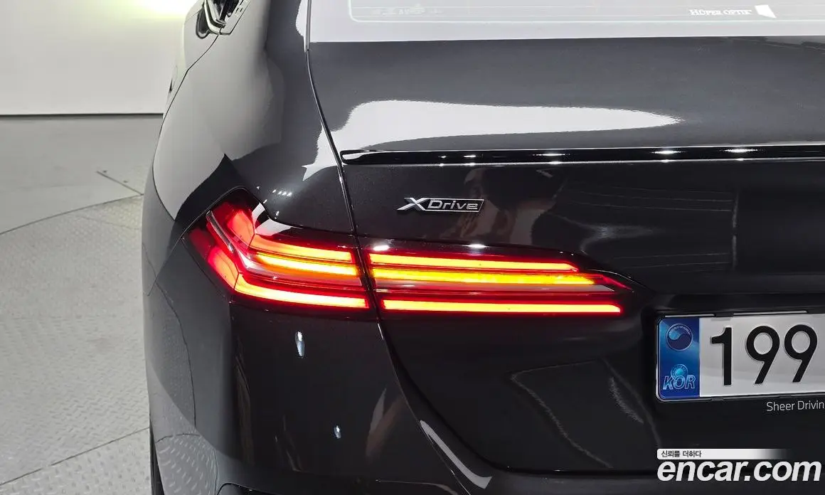 BMW 5 серия 2025 2.0 автомат (гидро), фото 8