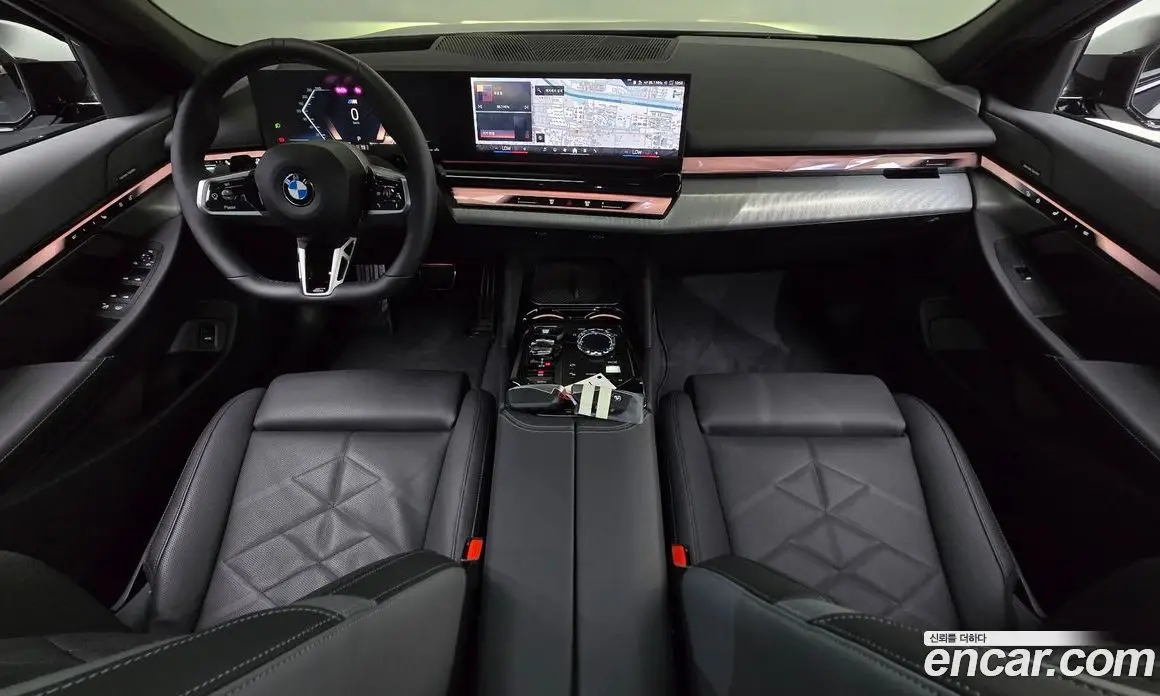 BMW 5 серия 2025 2.0 автомат (гидро), фото 9