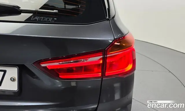 BMW X1 2018 2.0 автомат (гидро), миниатюра 9