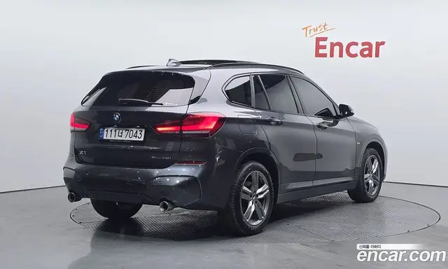 BMW X1 2021 2.0 автомат (гидро), миниатюра 2