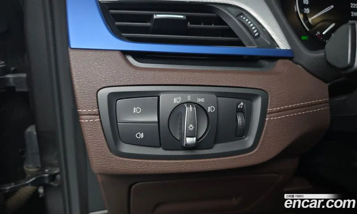 BMW X1 2021 2.0 автомат (гидро), фото 16