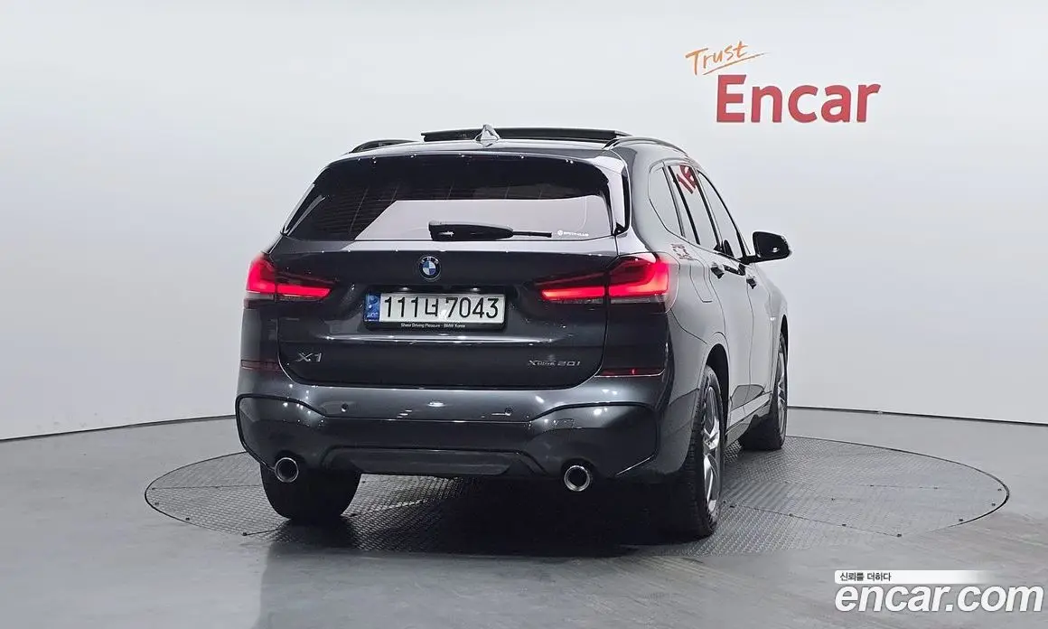BMW X1 2021 2.0 автомат (гидро), фото 4