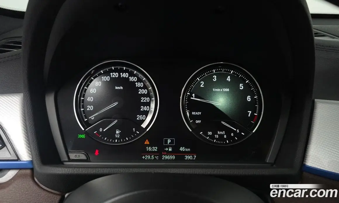 BMW X1 2021 2.0 автомат (гидро), фото 8