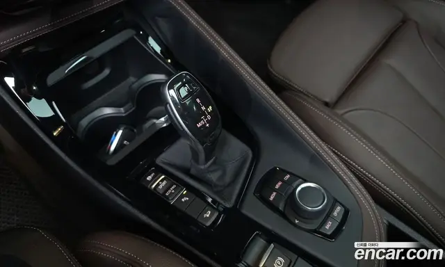BMW X1 2021 2.0 автомат (гидро), миниатюра 9