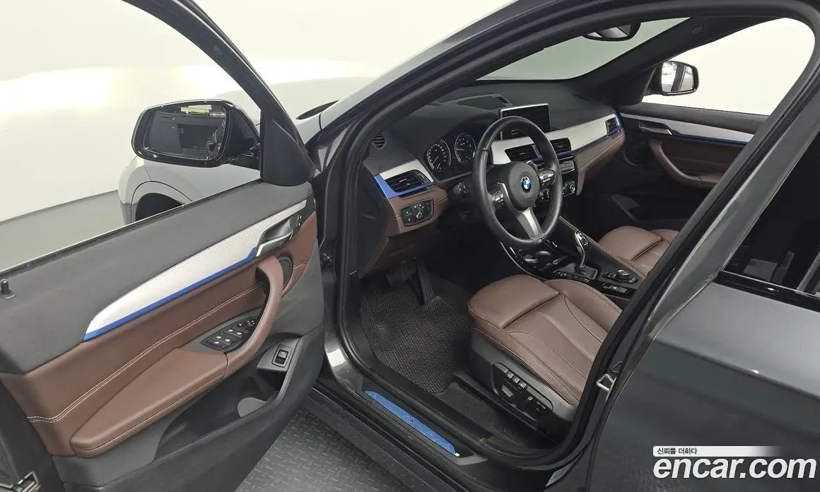 BMW X1 2021 2.0 автомат (гидро), фото 10