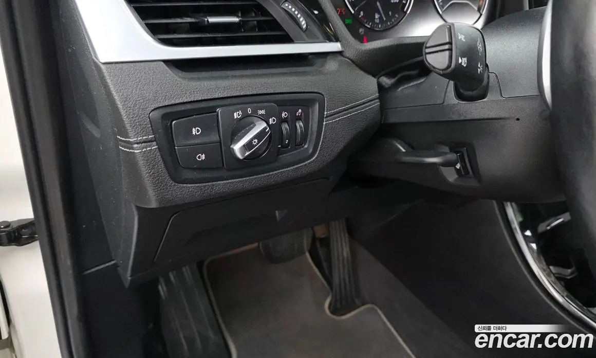 BMW X1 2022 2.0 автомат (гидро), фото 23