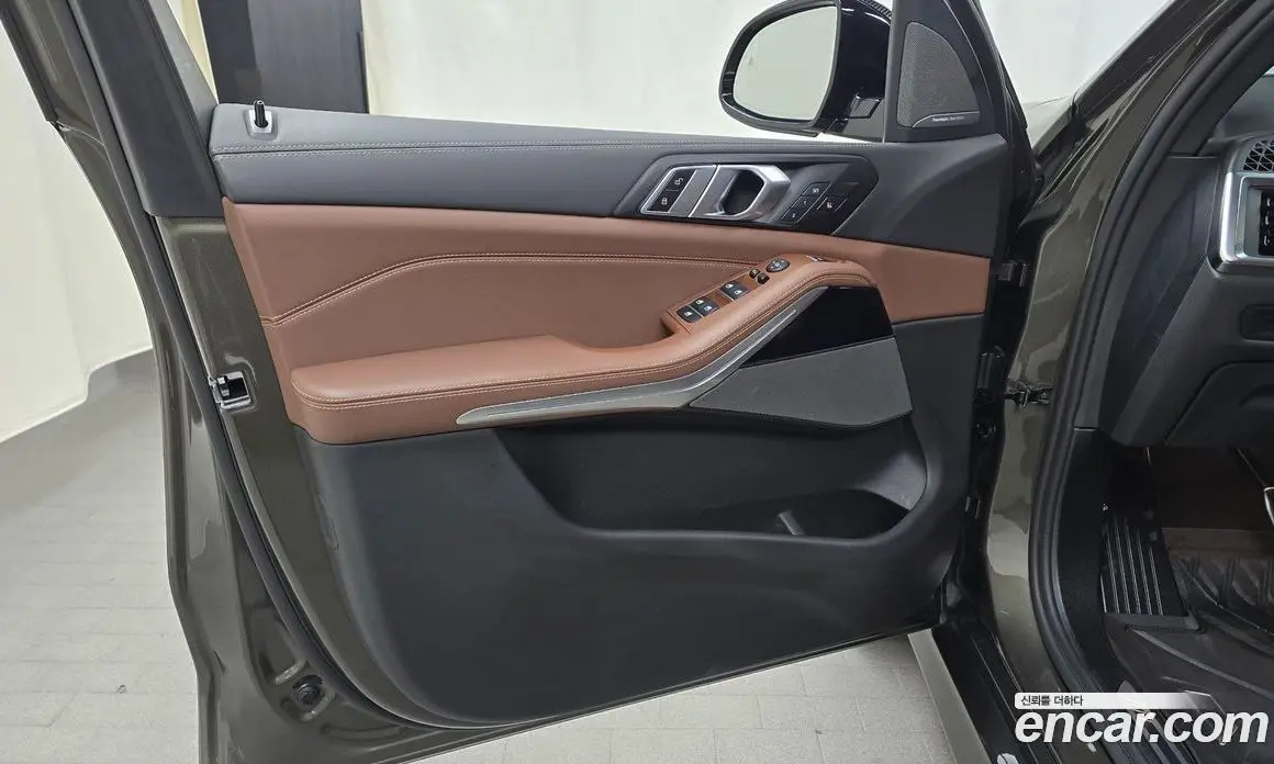 BMW X5 2025 3.0 автомат (гидро), фото 14